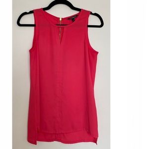 Express sleeveless blouse XS